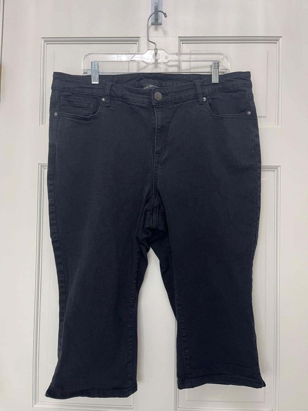 Lane Bryant Women's Black Capri Cotton Blend Jeans - Size 18